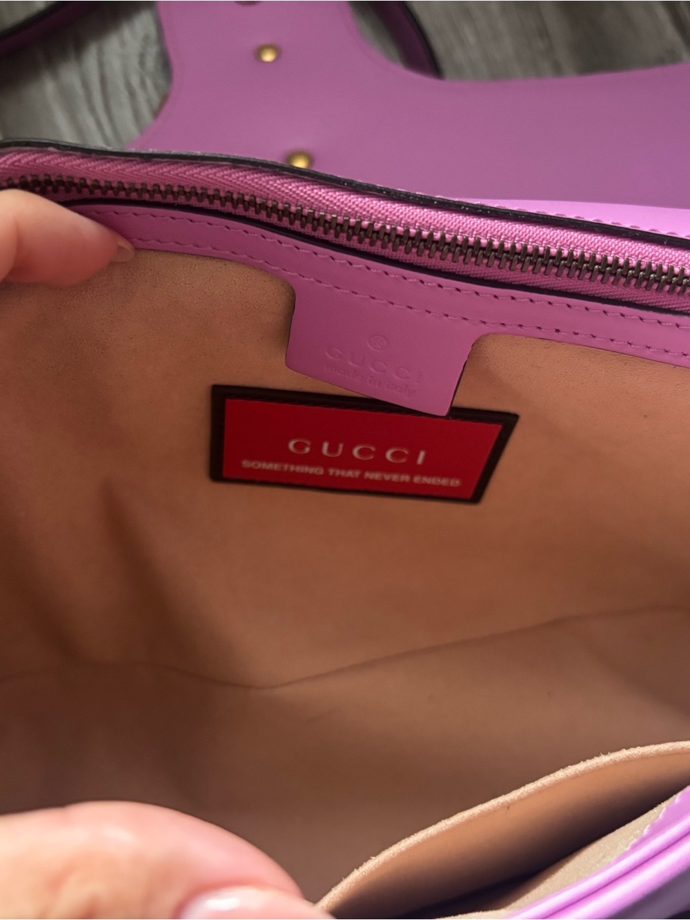 Gucci GG Marmont Quilted Shoulder Bag in Pink/purple - Picture 4 of 5